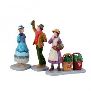UNDER THE MISTLETOE, SET OF 3 UNDER THE MISTLETOE, SET OF 3