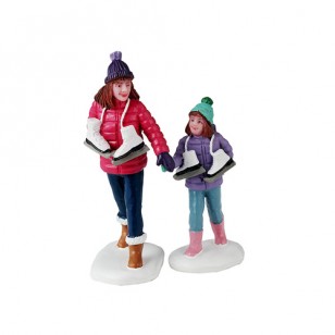 SKATING SISTERS, SET OF 2 SKATING SISTERS, SET OF 2